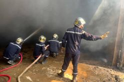 تيسمسيلت.. حريق داخل مستودع للتخزين التبن بخميستي 