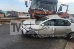 برج بوعريريج.. 3 جرحى في اصطدام بين سيارة وشاحنة