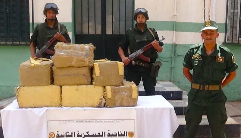 توقيف 5 عناصر دعم للجماعات الإرهابية وإحباط إدخال 3 قناطير من الكيف