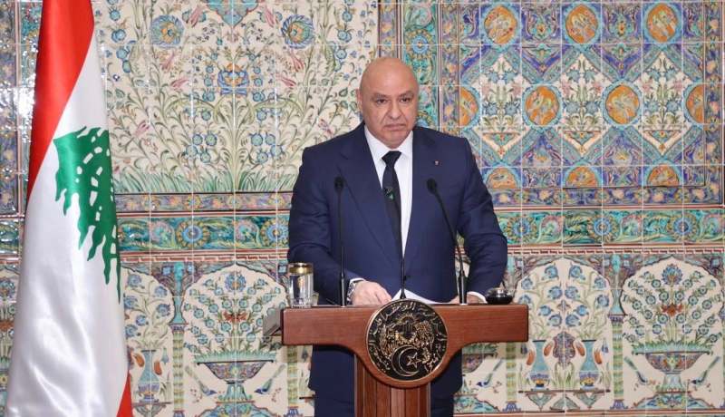 رئيس لبنان في زيارة إلى جامع الجزائر