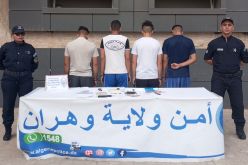 وهران: تفكيك عصابة تستهدف سائقي “تطبيقات الهاتف” لسرقة سياراتهم