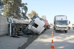 في حادث مرور خطير.. صاحب شاحنة يُدخل تلميذة بالطور التحضيري المستشفى