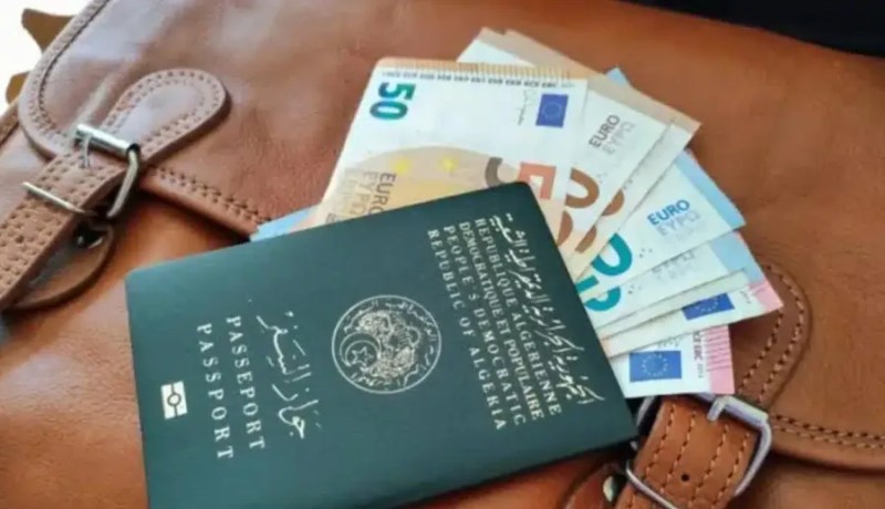 منحة السفر.. عقوبة تصل إلى 5 سنوات في هذه الحالة