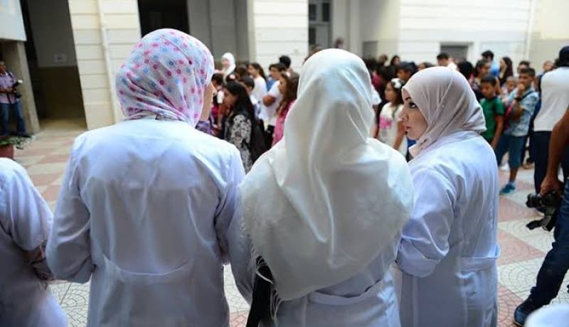 مجلس الأمة يصادق على قانون تخفيض سن التقاعد لعمال التربية