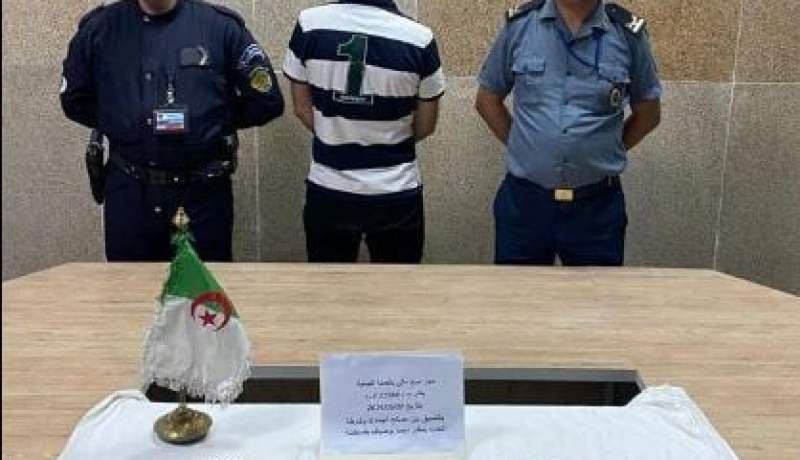 حجز أكثر من 22 ألف أورو في مطار قسنطينة