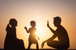 بسبب إفراطها في حب إبني.. أخت زوجي تعبث بأحلامي كأم