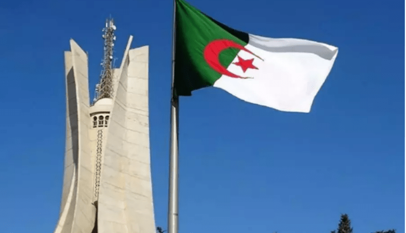 الجزائر بأقلام أبنائها الأبرار ومشاهير العالم