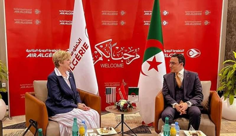 تعزيز الربط الجوي.. لقاء بين أوبين وبن حمودة
