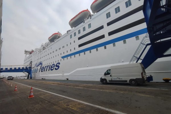 نقل بحري.. إطلاق عرضين ترويجيّين جديدين للمسافرين