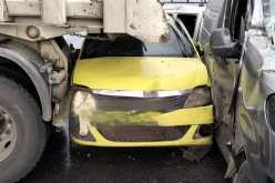 سكيكدة.. 7 جرحى في اصطدام تسلسلي بين سيارتين وشاحنتين بتمالوس