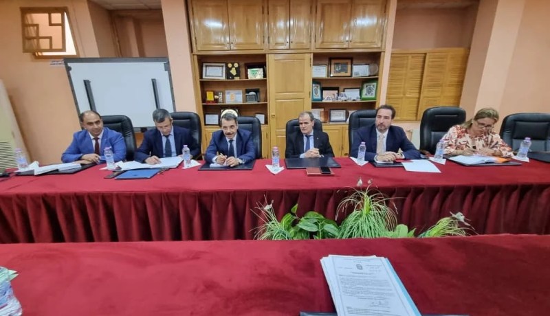 وزارة التجارة الخارجية: تسريح استثنائي لجميع السلع العالقة بالموانئ والمطارات