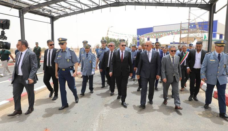  قريبا.. إطلاق خطوط نقل برية نحو تونس