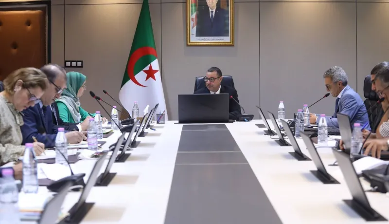 ملف شركة الخطوط الجوية الداخلية.. سعيود يترأس اجتماعا مهما