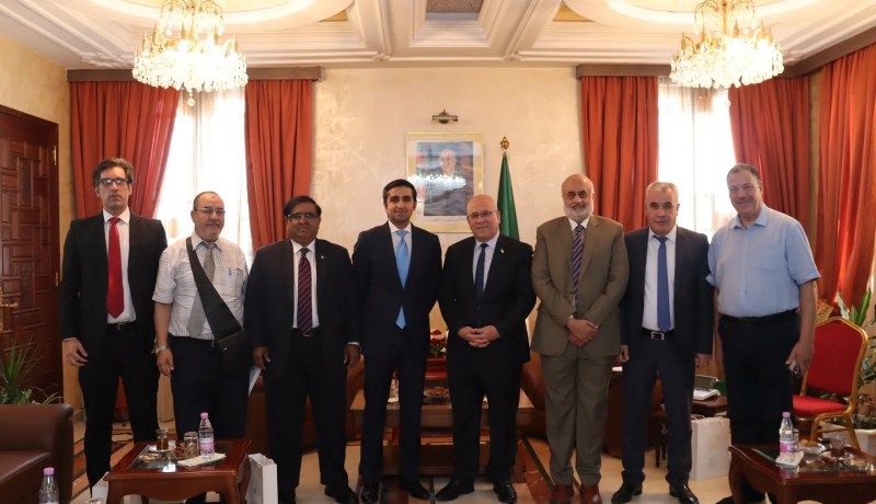 شرفة يبحث مع وفد مجمع فطيمة الباكستاني توسيع الاستثمارات الفلاحية بالجنوب