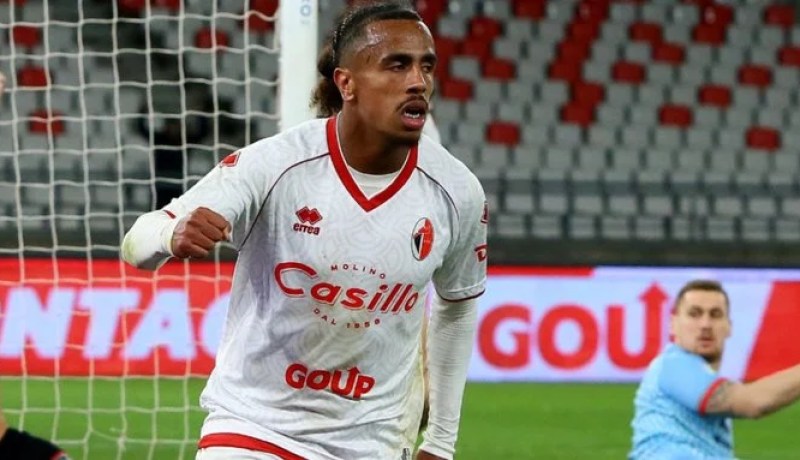 بالفيديو.. دورفال هدافا رفقة باري الايطالي
