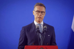 الرئيس الفنلندي يعلن استعداد بلاده للاعتراف بدولة فلسطين