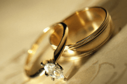 بعد كبير المشاعر والحب.. زواجي على المحك