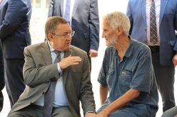 مأساة الحراش.. وزير الداخلية يزور أسر الضحايا