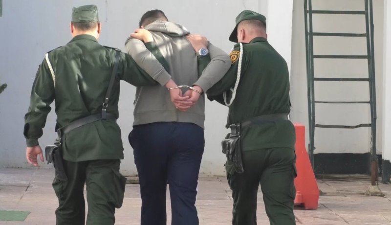 غليزان ..الدرك يطيح بمنتحل صفة إمام يسرق الهواتف النقالة من داخل المساجد