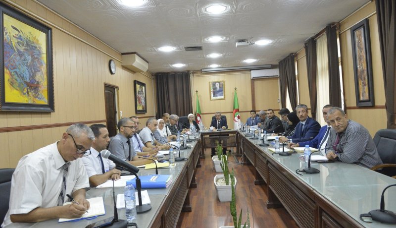 الصحة المدرسية أولى محطات الموسم الجديد.. ووزير التربية يشدد على الجاهزية
