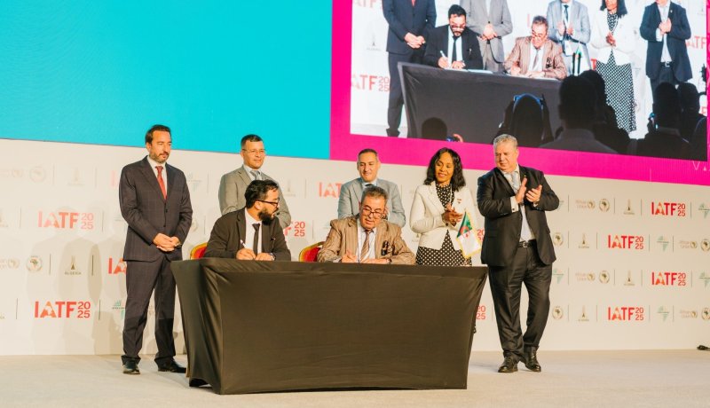 مدار توقع مذكرة لتصدير السكر إلى ليبيا