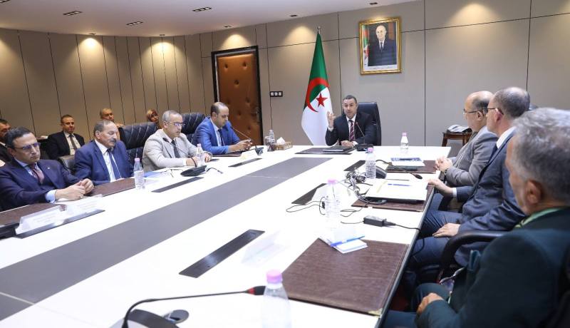 سعيود يترأس اجتماعًا لمتابعة أوضاع قطاع النقل 