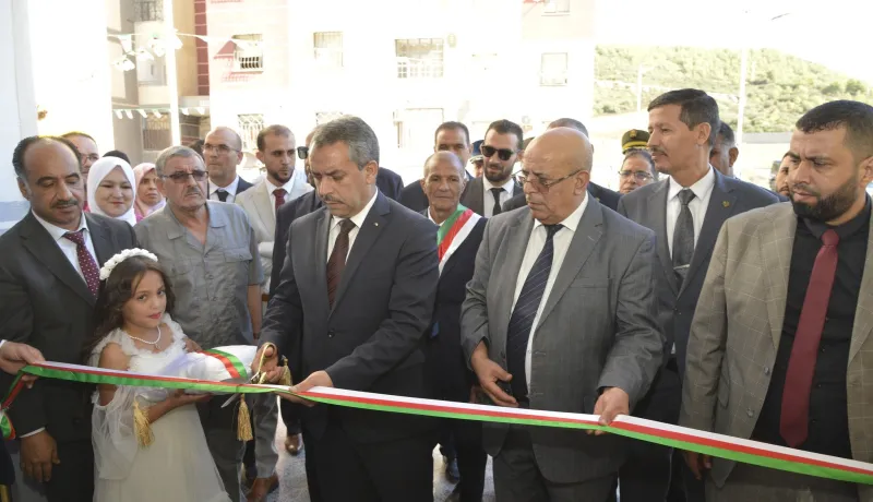 من المدية.. وزير التربية يوضّح بخصوص الكتب والأدوات المدرسية