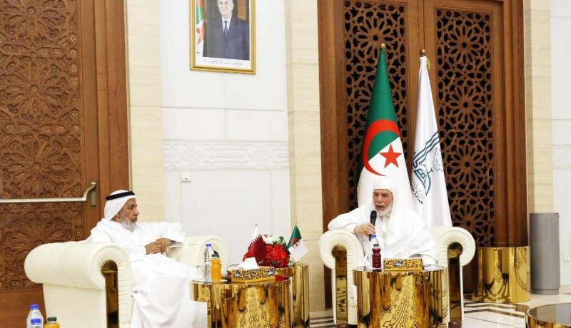 عميد جامع الجزائر يستقبل وزير الأوقاف والشؤون الإسلاميّة القطري