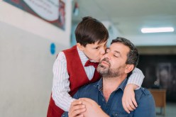 إبني شديد التعلق بوالده وطلاقنا أدخله في حزن كبير