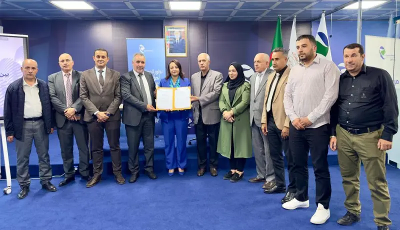 التوقيع على اتفاقية إطار بين “اتصالات الجزائر” ومديرية الشباب والرياضة لسطيف