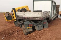 بشار.. انحراف شاحنة عند مدخل دائرة العبادلة