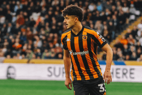 بلومي يواصل التألق ويقود هال سيتي لانتصار ثمين في التشامبيونشيب