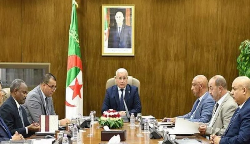 بوغالي يترأس اجتماعا تحضيريا مع رؤساء المجموعات البرلمانية