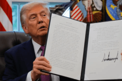 ترامب يوقع أمرا بتغيير اسم وزارة الدفاع إلى “وزارة الحرب”