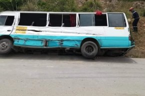 حصيلة أولية.. 5 قتلى إثر اصطدام بين شاحنة وحافلة نقل المسافرين بتوقرت