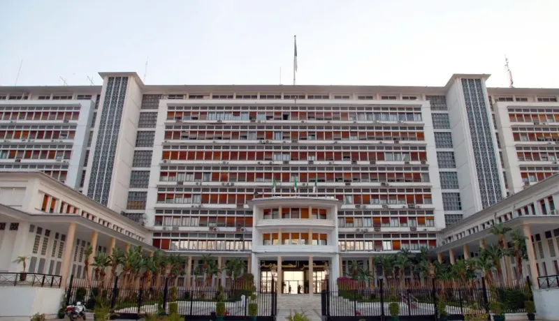 وزارة الداخلية تعلن عن فتح 830 منصباً للتوظيف في المقاطعات الإدارية الجديدة بالهضاب العليا
