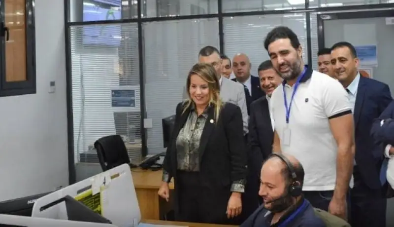 زيارة ميدانية للمديرة العامة لبريد الجزائر إلى مركب بئر توتة لتعزيز الرقمنة وجودة الخدمات