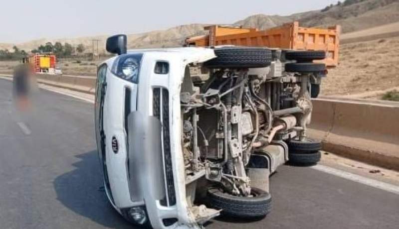 باتنة.. 6 جرحى في حادث انحراف وانقلاب شاحنة بأريس