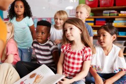 التأديب الإيجابي للأطفال.. راحة للآباء.. وسعادة وصحة نفسية في المستقبل 