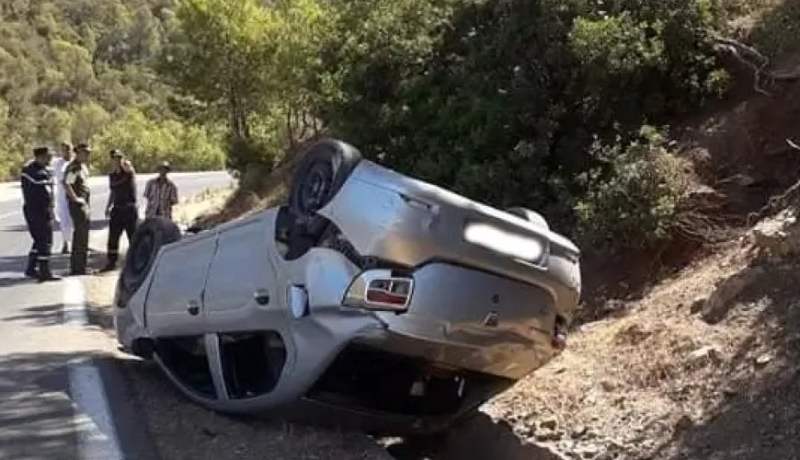 الشلف.. 6 جرحى في انحراف وانقلاب سيارة