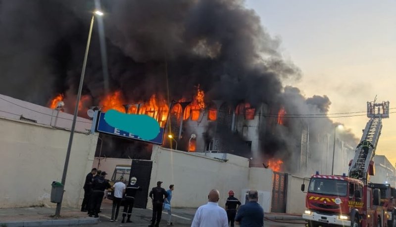 العاصمة.. اندلاع حريق داخل شركة بالدار البيضاء