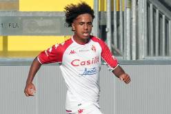 مهدي دورفال: “الانضمام إلى المنتخب الجزائري فخر كبير وشرف عظيم لي”