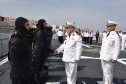 اللواء بن مداح يعاين الغراب “الظافر 920” استعدادًا لمناورات بحرية بالمياه البريطانية