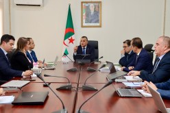 زروقي يؤكد أن عصرنة بريد الجزائر أولوية لتحسين الخدمة العمومية