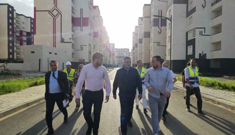 وزير السكن يتفقد مشروع 3000 مسكن عدل بالرغاية ويؤكد على الإسراع في استكمال الأشغال