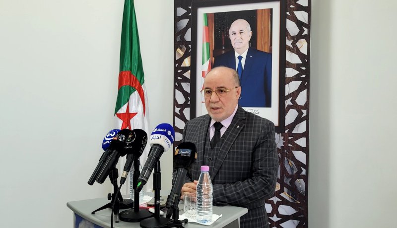 بلمهدي يشرف على انطلاق الندوات التكوينية لطلبة المعاهد عبر التحاضر عن بعد