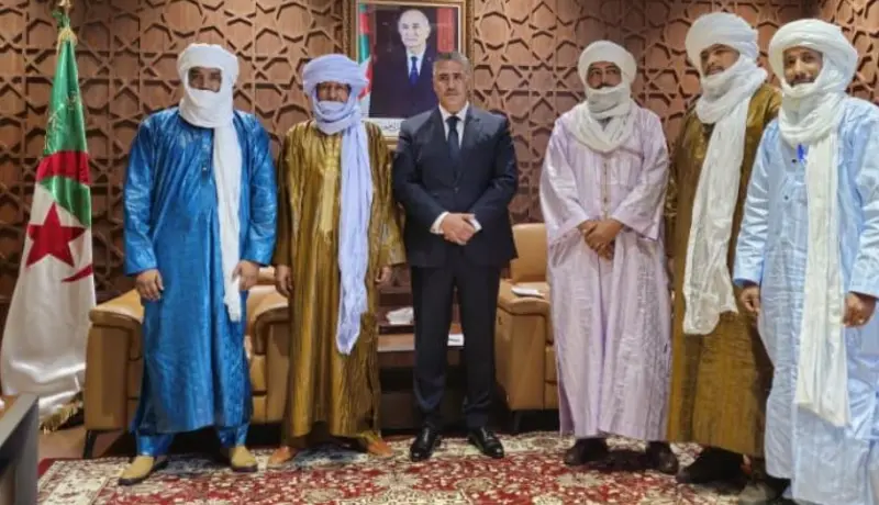 بلعريبي يلتقي نواب إن ڨزام ويكشف عن إجراءات جديدة في ملفَّي السكن والمستشفيات