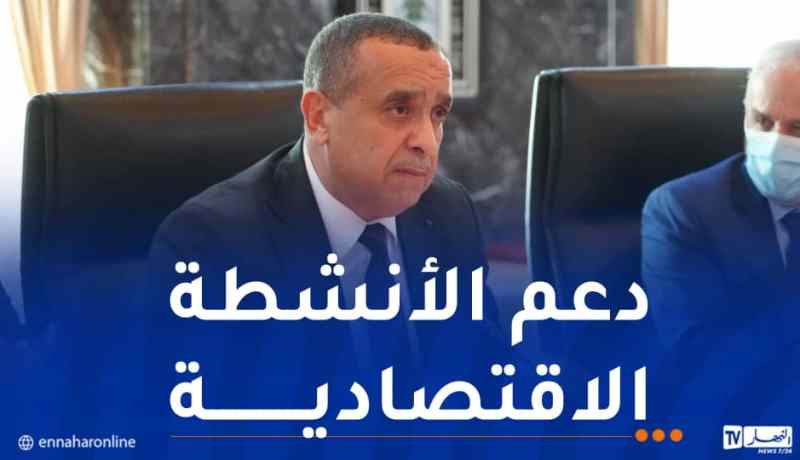 عجال: ربط 100 ألف مستثمرة فلاحية بشبكة الكهرباء