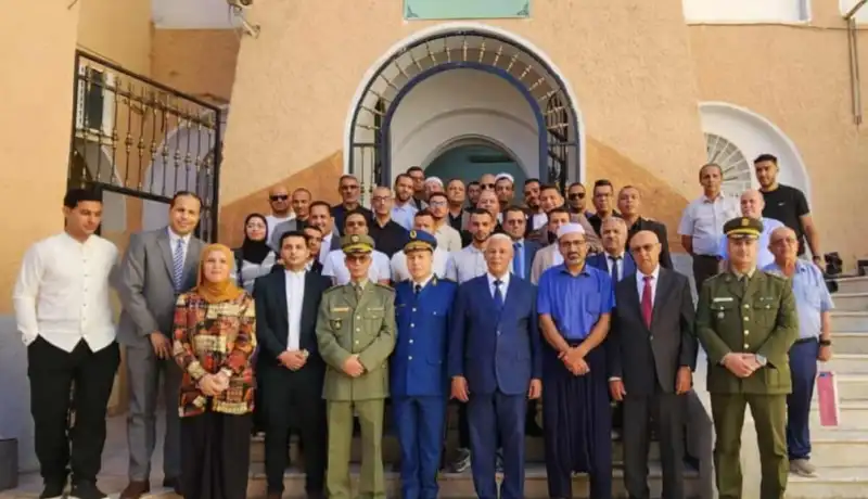 والي غرداية يدشّن دار الصحافة .. مكسب إعلامي طال انتظاره