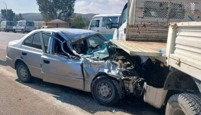 المدية.. 5 جرحى في اصطدام بين سيارة وشاحنة بالبرواقية